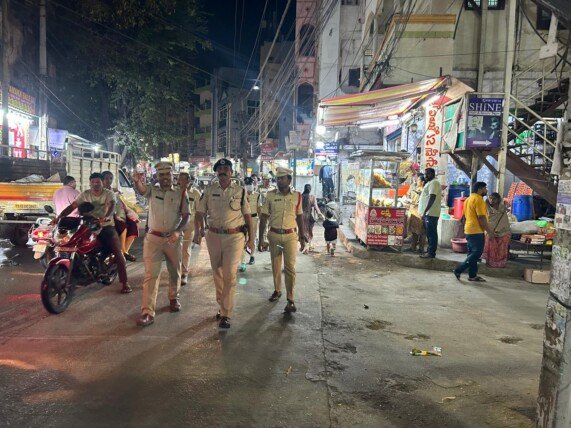 నిషేధిత ‘చైనీస్ మాంజా’పై సైబరాబాద్ పోలీసుల ఉక్కుపాదం..!