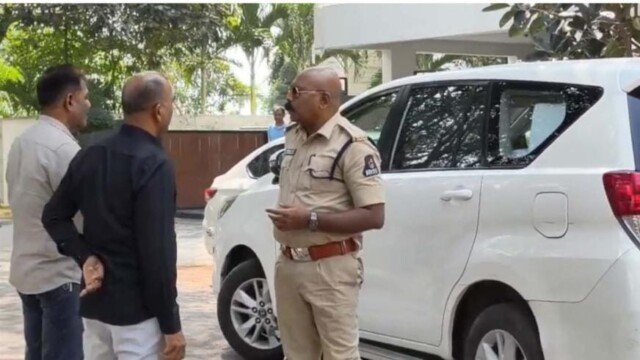 వామ్మో.. వీళ్లు మామూలు దొంగలు కాదు…