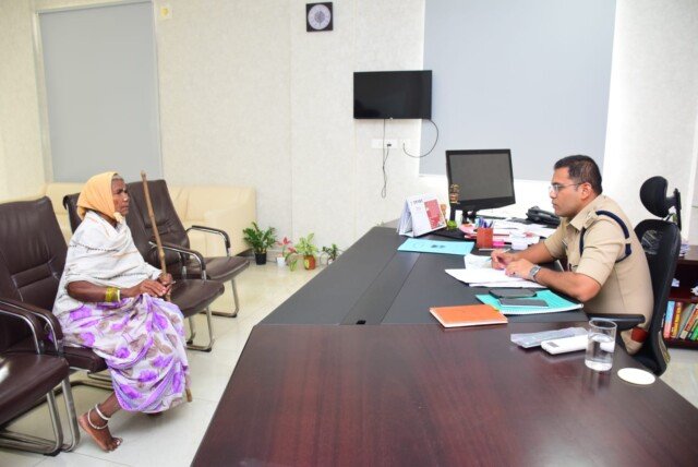 బాధితుల సమస్యల పరిష్కారమే లక్ష్యంగా గ్రీవెన్స్ డే కార్యక్రమం.