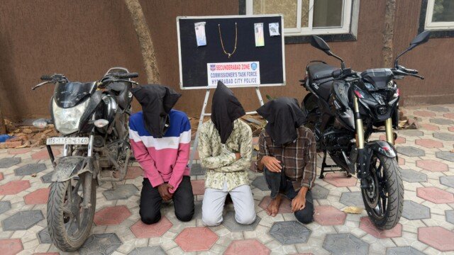 హైదరాబాద్‌లో గొలుసు దొంగల ముఠా అరెస్ట్ – ముగ్గురు నిందితులు అదుపులోకి