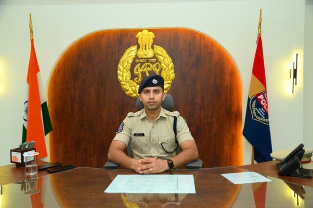 ఆర్టీసీ సమ్మె శాంతియుతంగా జరగాలి: అల్లర్లు చేస్తే కఠిన చర్యలు – ఎస్పీ శరత్ చంద్ర పవార్