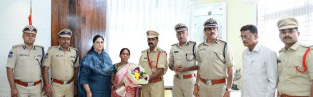 హైదరాబాద్‌లో పదవీ విరమణ పొందిన జైలు శాఖ సిబ్బందికి ఘన సత్కారం