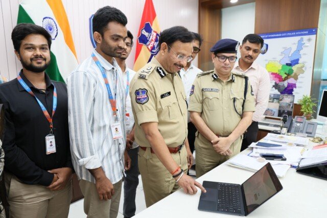 భాష ఏదైనా.. ఫిర్యాదు ఇక సులభం.. ‘ఏఐ కాప్‌రైట‌ర్’ యాప్‌ను ఆవిష్కరించిన హైదరాబాద్ సీపీ వీసీ సజ్జనర్