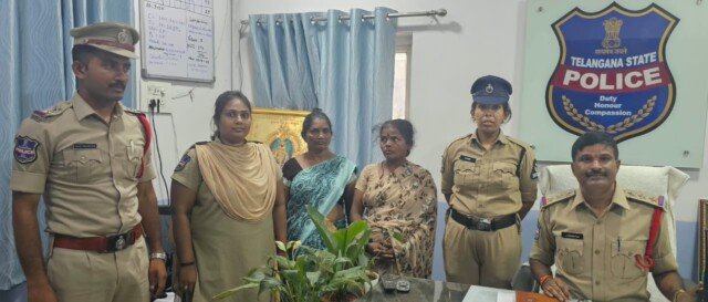 సైఫాబాద్ పోలీసుల భారీ విజయం: 21.251 కిలోల గంజాయి స్వాధీనం.. ఇద్దరు మహిళల అరెస్ట్