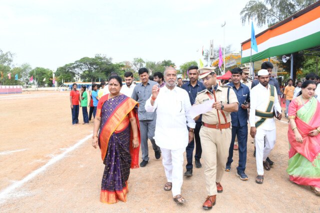 తెలంగాణ ఆవిర్భావ దినోత్సవ వేడుకలు ఘనంగా నిర్వహించిన సంగారెడ్డి జిల్లా పోలీసులు