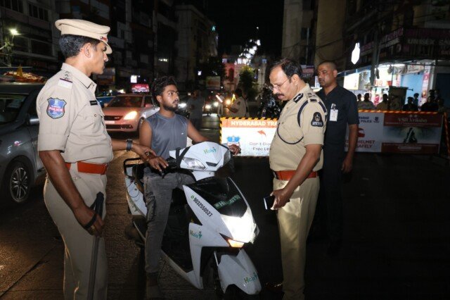 నకిలీ నంబర్ ప్లేట్‌తో చలాన్ల నుంచి తప్పించుకునే ప్రయత్నం.. నిందితుడిపై క్రిమినల్ కేసు నమోదు