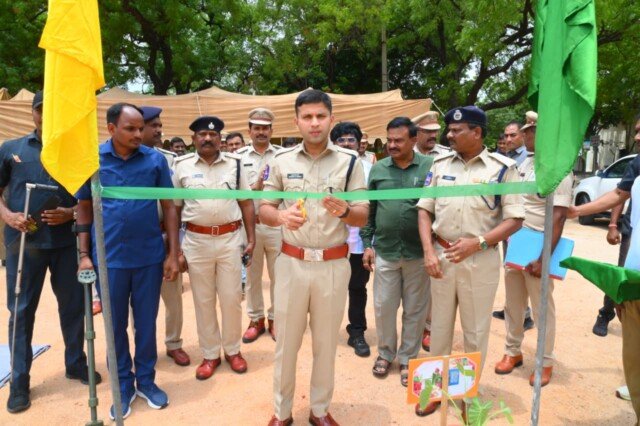 నల్లగొండలో జోనల్ స్థాయి పోలీస్ డ్యూటీ మీట్ ఎంపిక పోటీలు ప్రారంభం.. రాష్ట్ర స్థాయికి సిబ్బంది ఎంపిక