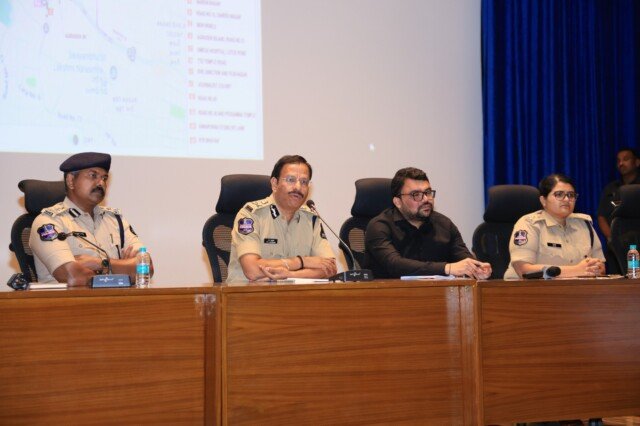 హెచ్-సిటీ పనులతో కేబీఆర్ పార్క్ చుట్టూ వన్‌వే ట్రాఫిక్ విధానం
