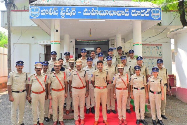 ప్రజా విశ్వాసమే సమర్థవంతమైన పోలీసింగ్‌కు పునాది: ఎస్పీ డా. శబరీష్