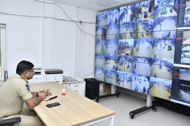 ఈద్ మిలాద్ ఉన్ నబీ ర్యాలీల సందర్భంగా జిల్లా వ్యాప్తంగా పటిష్ట బందోబస్తు ఏర్పాట్లు.