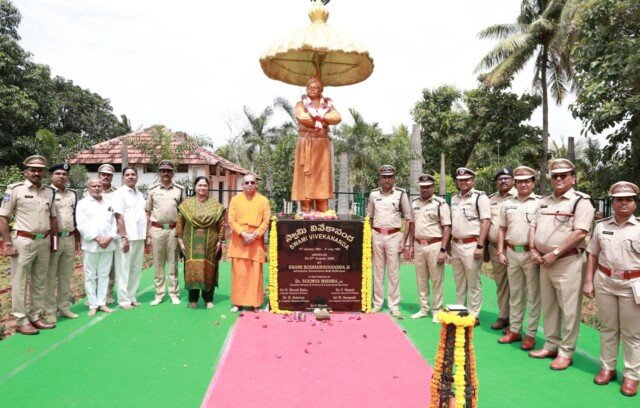 ఖైదీలలో సానుకూల ఆలోచనలు, పునరావాసానికి స్వామి వివేకానంద వనం