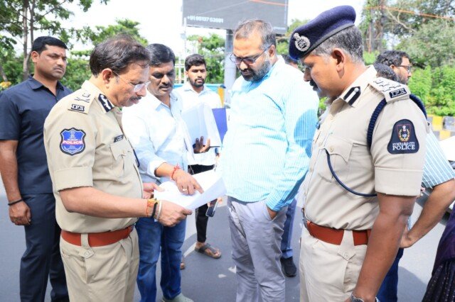 కేబీఆర్‌ పార్క్‌ వన్‌-వే విధానంపై క్షేత్రస్థాయి పరిశీలన