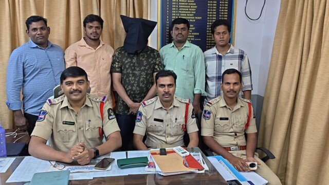 చిలకల్గూడలో క్రూర హత్య కేసు ఛేదన.. నిందితుడి అరెస్ట్